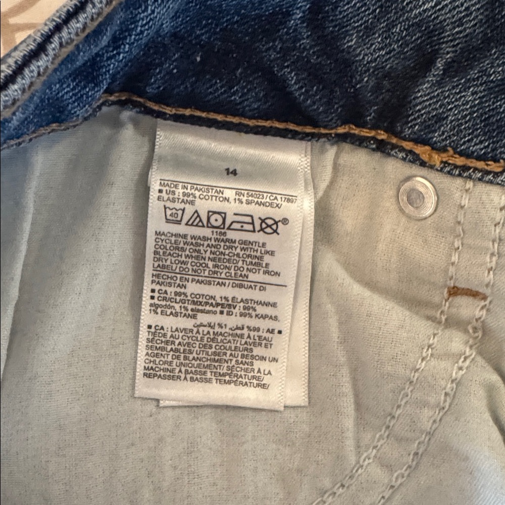 Old Navy Distressed High Rise O.G. Straight Secret Smooth Pockets in Dark Blue - Picture 11 of 11